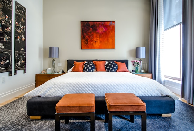 5 barev, které dělají pokoj vypadat dražší - podle designérů interiérů