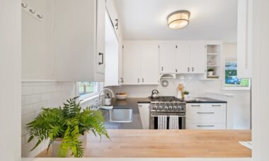 Como posso melhorar a ventilação da cozinha? 6 truques para um ar mais limpo e saudável