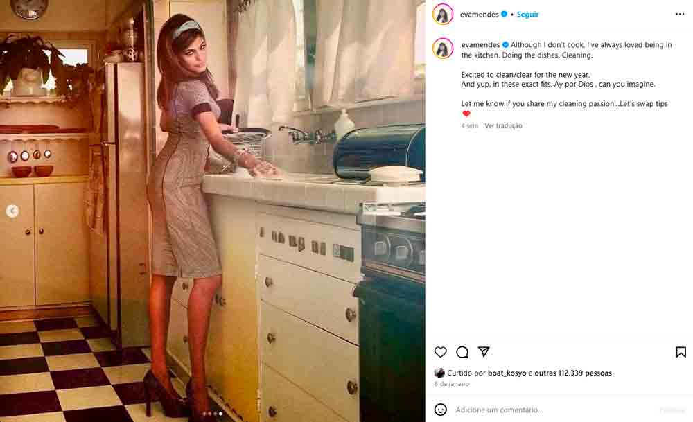 エヴァ・メンデスの1950年代風ヴィンテージキッチン. 出典/Facebook