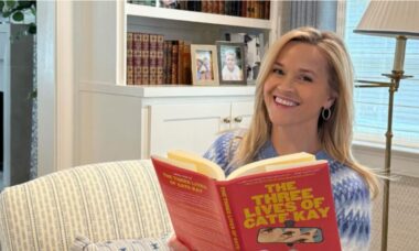 O cantinho de leitura inspirador de Reese Witherspoon; reproduza em casa a partir de R$ 90