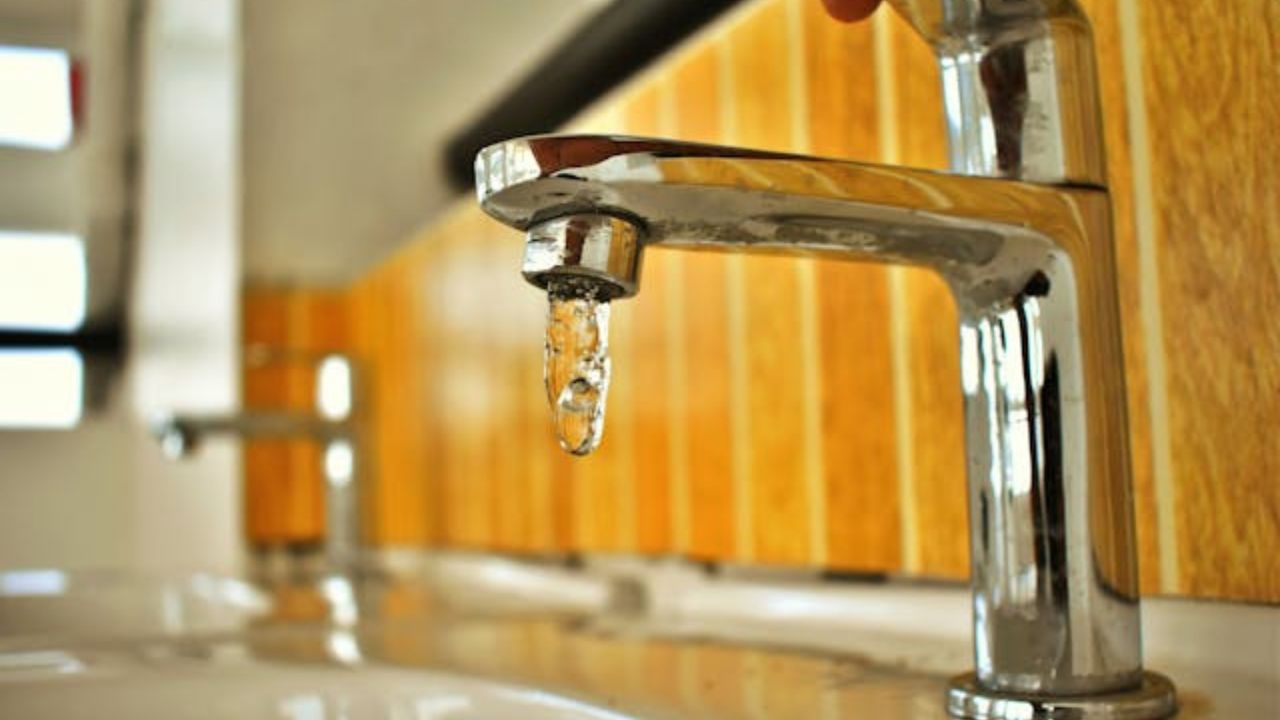 O erro no acabamento metálico que pode comprometer a estética e a durabilidade da sua cozinha