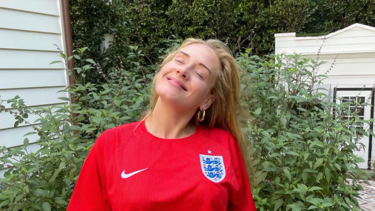 O jardim de Adele revela a planta que encanta beija-flores e especialistas em jardinagem