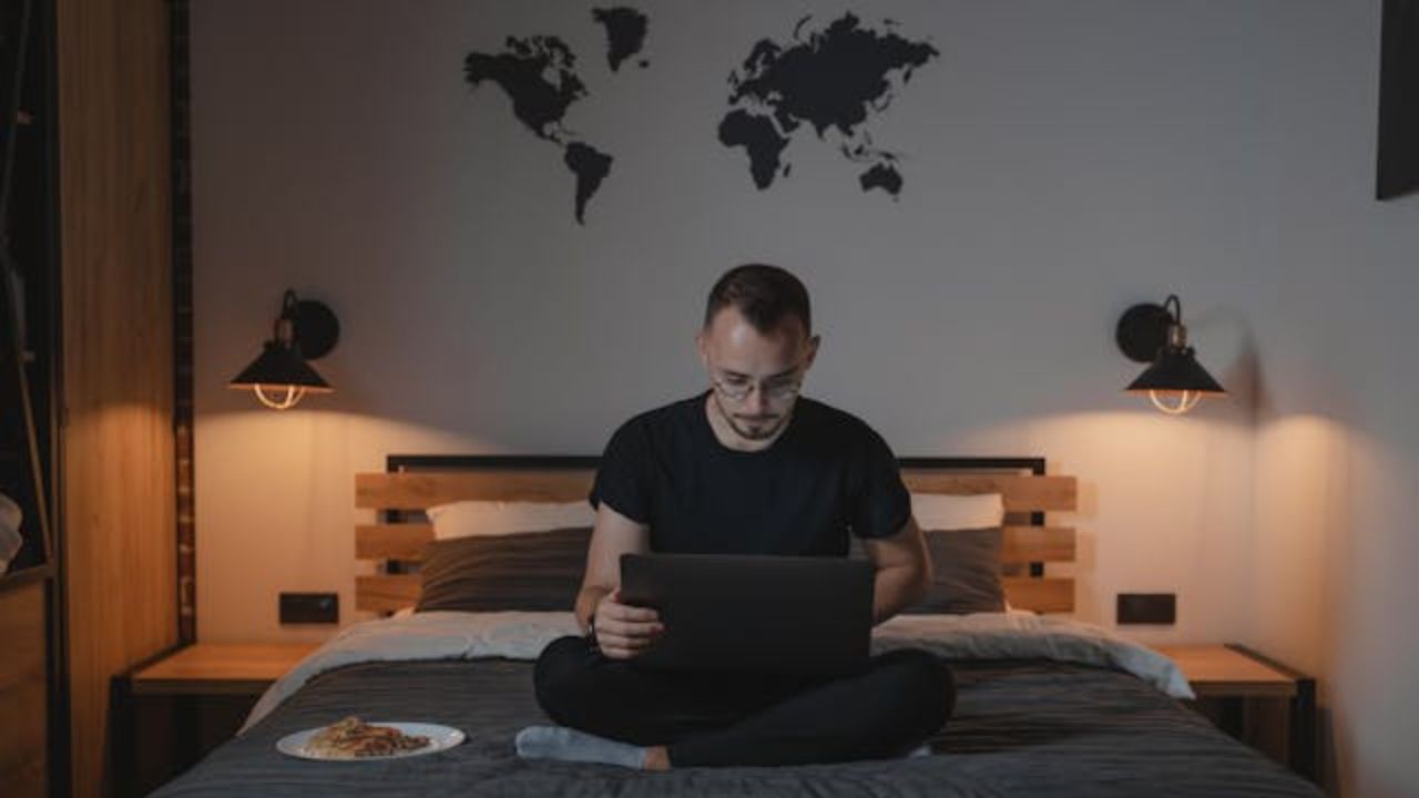 6 erros no home office que fazem você parecer pouco profissional, dizem coaches de carreira