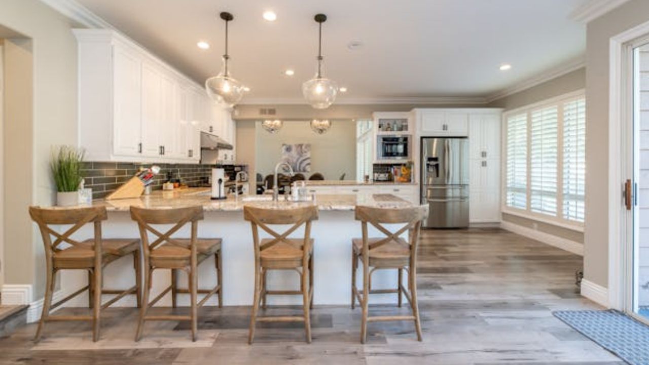 O estilo farmhouse ainda está na moda? Descubra o que os designers dizem em 2025