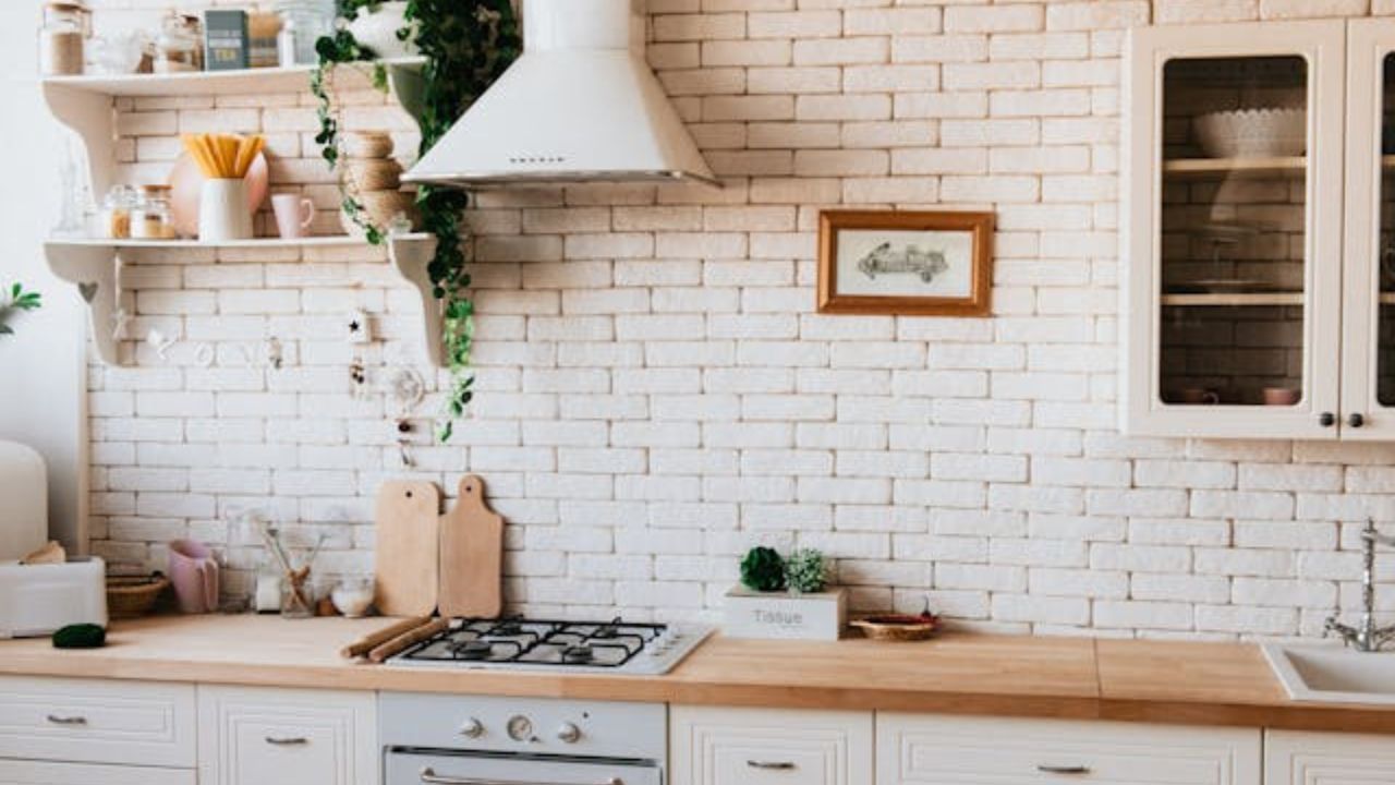 O acessório que os designers sempre adicionam às cozinhas — elegante, acessível e cheio de estilo