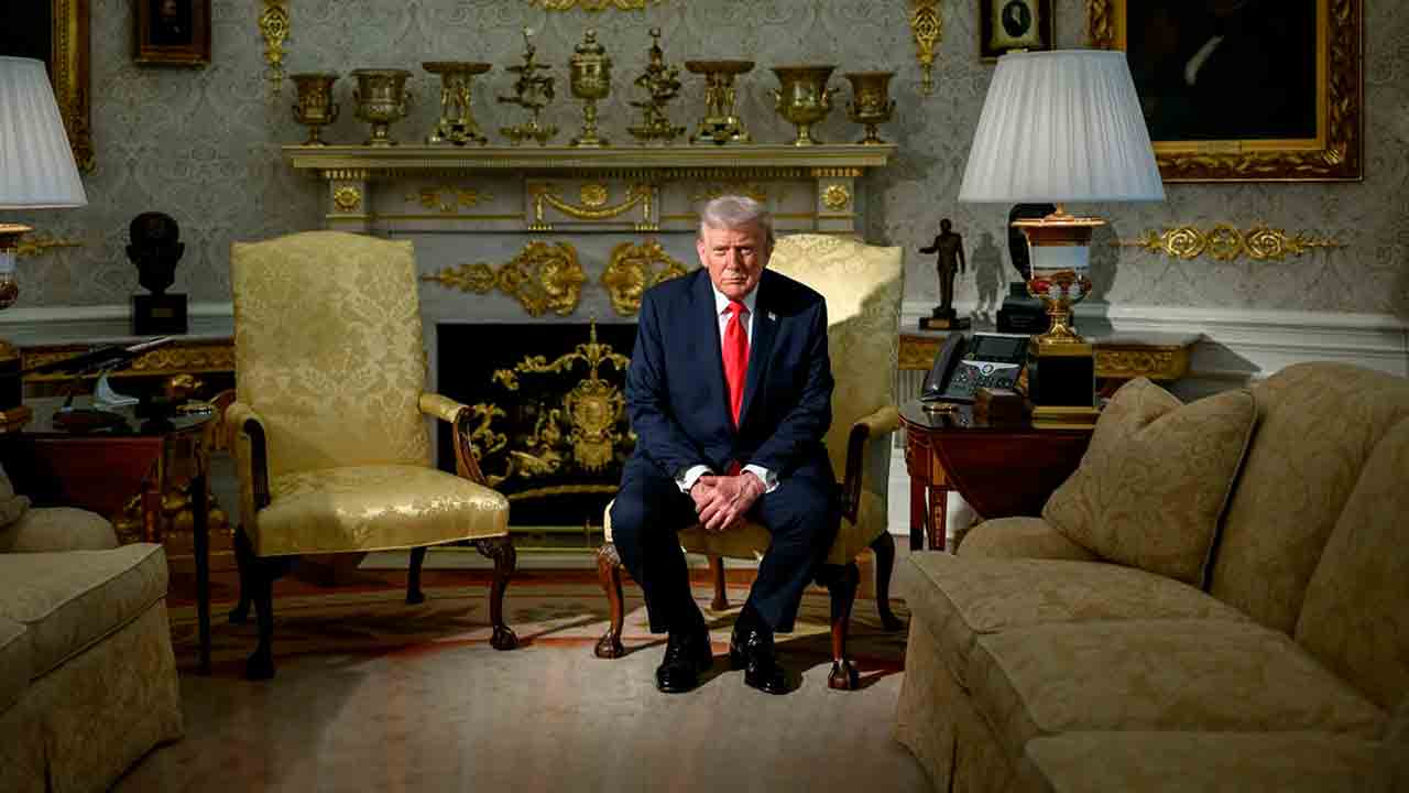 Casa Branca admite a construção do salão de baile de Trump.Casa Branca admite que está demolindo ala da era Roosevelt, apesar das promessas de Trump. Reprodução/Instagram