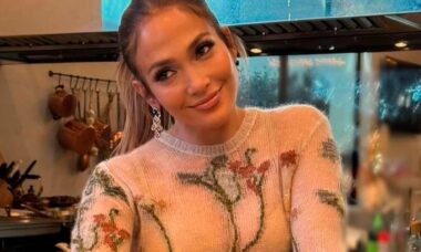 Jennifer Lopez revela truque de armazenamento de cozinha elegante que une tradição e design moderno. Reprodução/Instagram