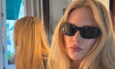 Nicole Kidman ilumina sua sala de estar com verde e cinza – prova de que a combinação nunca sai de moda
