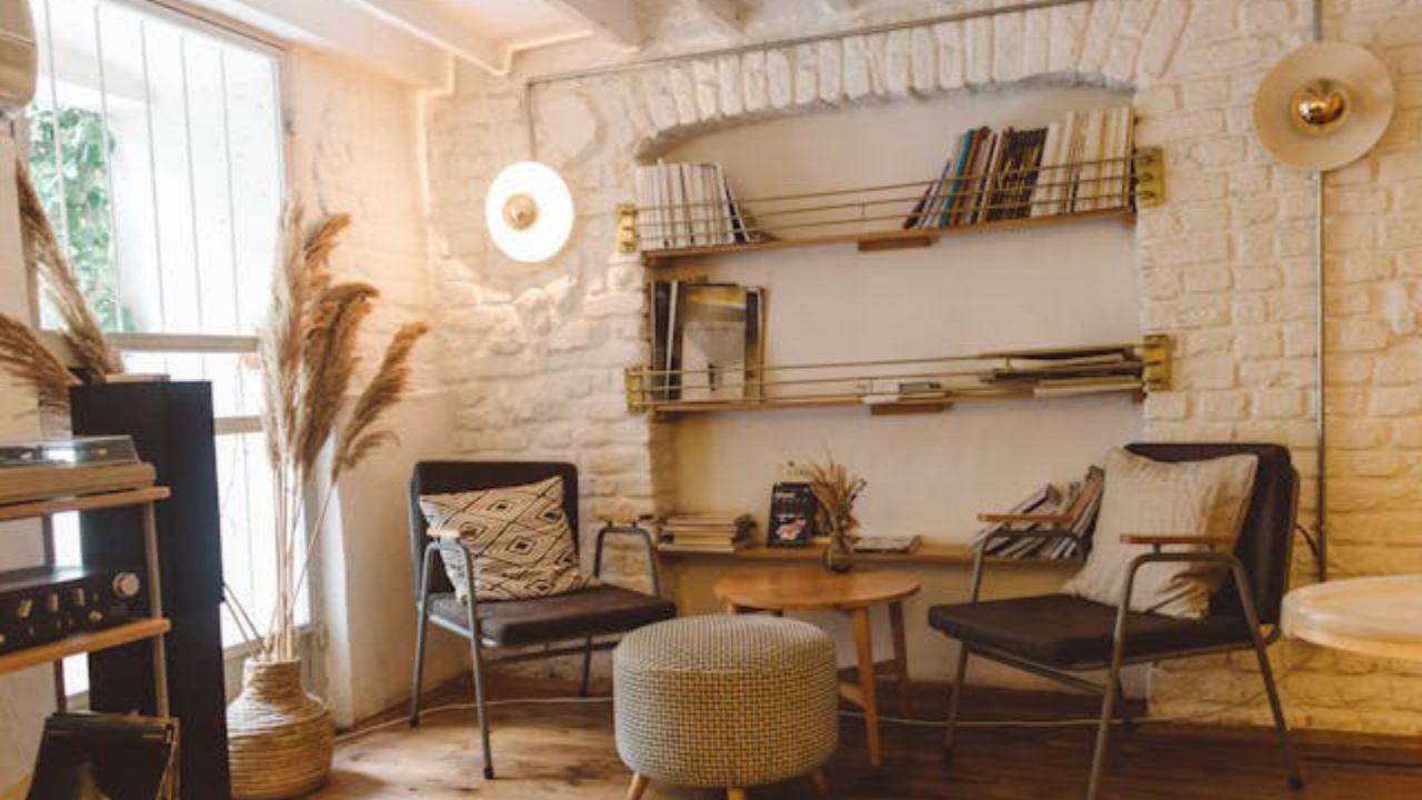 7 things you should remove from your home because they attract poverty