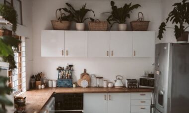 O que é a regra de 1/3 para puxadores de armário — e por que ela importa no design?