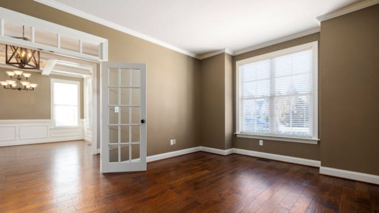 새 집으로 이사하기 전에 반드시 철저히 청소해야 할 10가지