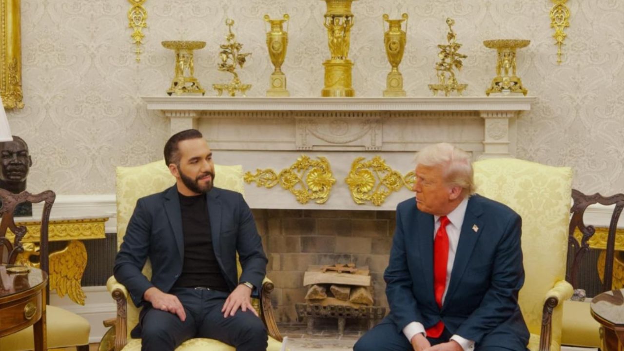 Antes e depois: o dourado extremo do Salão Oval por Trump