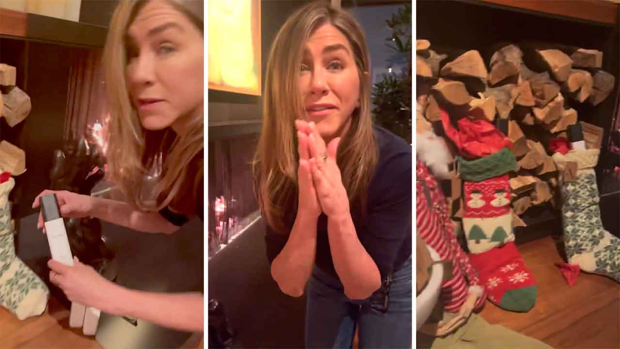 Jennifer Aniston skaper det perfekte julehjørnet. Reproduksjon/Instagram