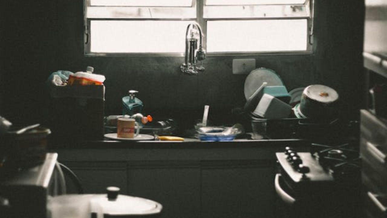 10 hábitos que estão deixando sua casa com mau cheiro, segundo especialistas