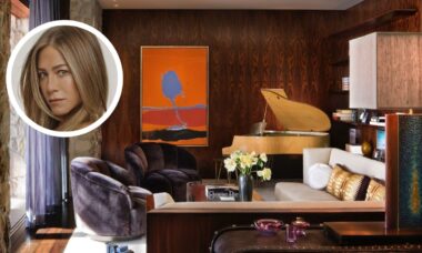 Por dentro da sala de estar de Jennifer Aniston: quando o design eclético encontra a arte que transforma o ambiente