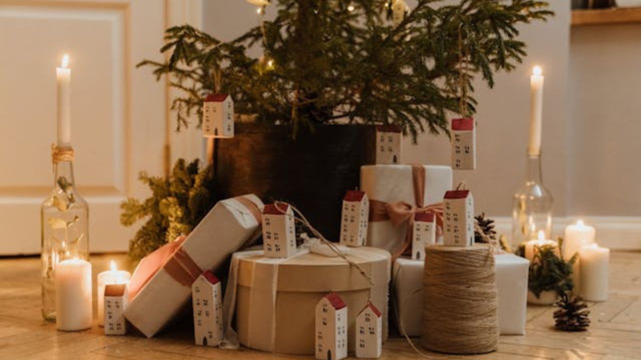 4 maneiras inteligentes de esconder elementos desagradáveis da casa antes das festas, segundo designers